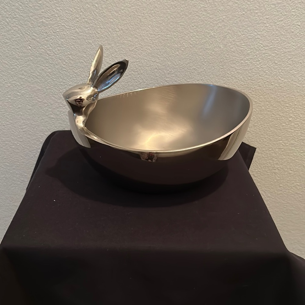 Hip + Hop silver-tone metal glossy rabbit oval bowl, approximately 9.75” long.